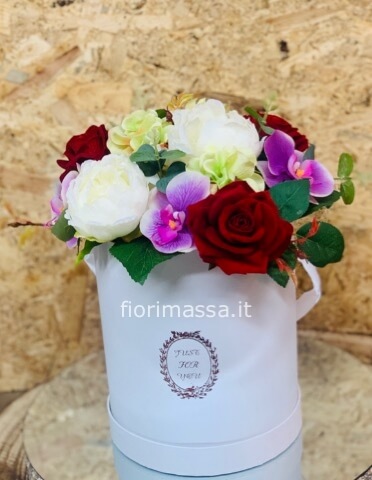 Box floreale grande con fiori artificiali